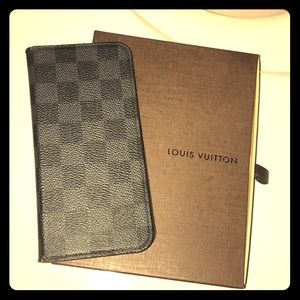 Authentic Louis Vuitton Damien Graphite Phone Case